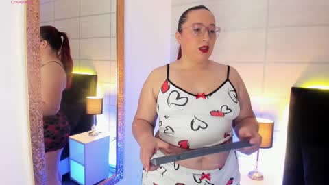 Snapshot of fieryluciana chatting on 30, 9, 2025 Luciana online show from 30, 9, 2025