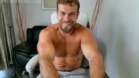 Snapshot of finch93 chatting on 8, 7, 2026 Nick online show from 8, 7, 2026
