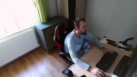 Jane and Findo online show from 5, 1, 2025