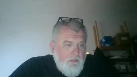 Snapshot of fine_nice chatting on 13, 9, 2025 fine_nice online show from 13, 9, 2025