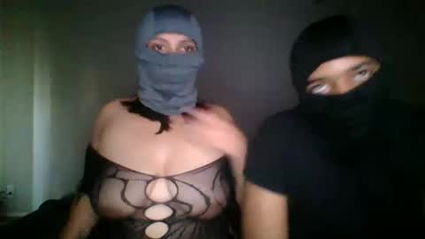 Snapshot of fineassmexican2224 chatting on 17, 10, 2025 fineassmexican2224 online show from 17, 10, 2025