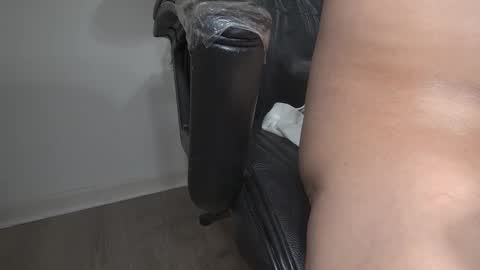 fineazzjohn online show from 10, 2, 2025