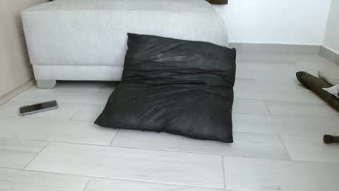 Snapshot of finebitches chatting on 18, 12, 2025 finebitches online show from 18, 12, 2025