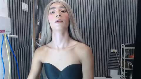 fiona908995 online show from 10, 7, 2026