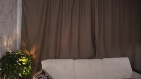 Emily online show from 28, 7, 2026