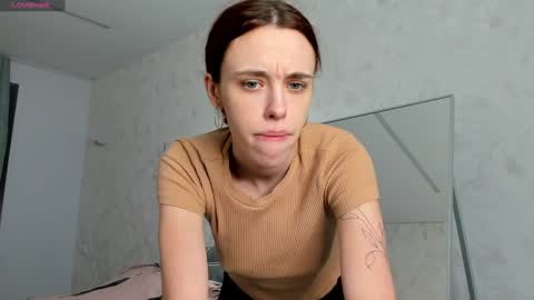 fire___fox1 online show from 4, 1, 2025