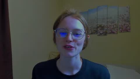 fire_luna online show from 4, 7, 2026
