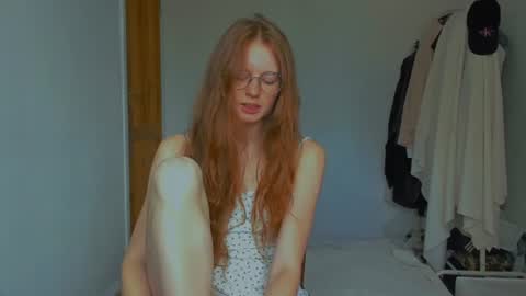 fire_luna online show from 28, 7, 2026