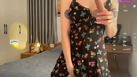 Snapshot of fire_red_ chatting on 4, 12, 2024 Liss  online show from 4, 12, 2024