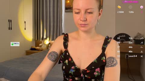 Snapshot of fire_red_ chatting on 25, 12, 2024 Liss  online show from 25, 12, 2024