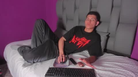 Nicolas online show from 22, 12, 2025