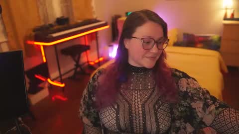 Lio Roxy online show from 18, 12, 2025