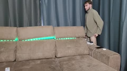 ALICESTEVEVECTOR pvt open  online show from 5, 12, 2024