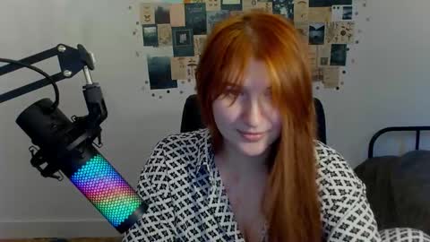 Snapshot of first_instinct chatting on 17, 3, 2026 first_instinct online show from 17, 3, 2026