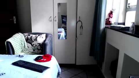 fitblair66_ online show from 9, 10, 2025