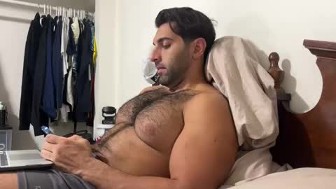 fitcurvyman4fun_69 online show from 6, 11, 2025