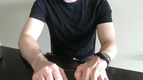 Snapshot of fithubby80 chatting on 4, 3, 2026 fithubby80 online show from 4, 3, 2026