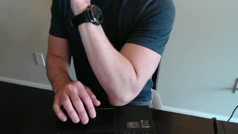 Snapshot of fithubby80 chatting on 27, 3, 2026 fithubby80 online show from 27, 3, 2026