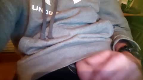 Snapshot of fiveforwilly1 chatting on 1, 1, 2025 Markus online show from 1, 1, 2025