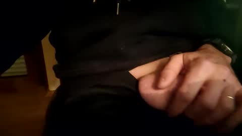 Snapshot of fiveforwilly1 chatting on 9, 2, 2026 Markus online show from 9, 2, 2026