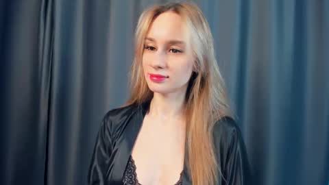 Snapshot of fizana chatting on 14, 1, 2026 Kira online show from 14, 1, 2026