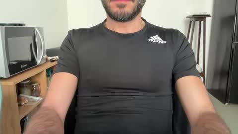 Fla is short for Flavio online show from 6, 11, 2025