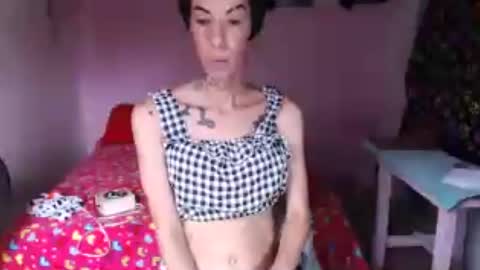 flats23cm online show from 15, 6, 2026