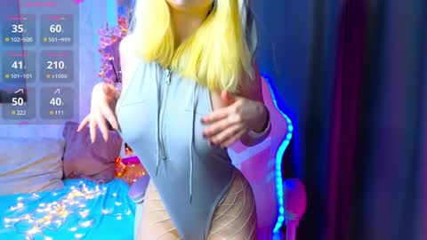 Sophie online show from 8, 2, 2025