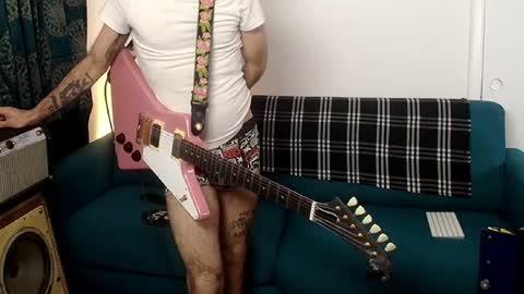 Flannel Dong online show from 15, 12, 2025