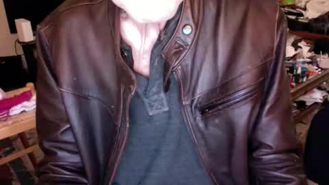 Snapshot of flip4u chatting on 13, 11, 2025 flip4u online show from 13, 11, 2025