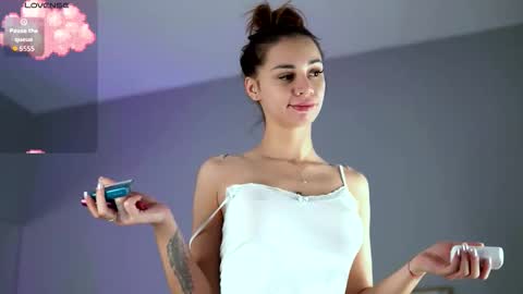 Ana online show from 4, 10, 2025