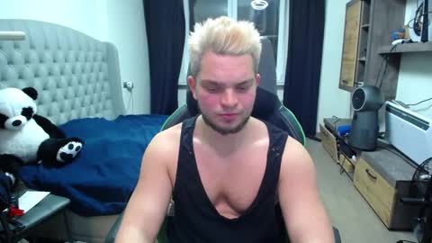 Snapshot of flirty_sugar chatting on 15, 11, 2025 Flirty sugar online show from 15, 11, 2025