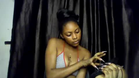 flirty_xxbonny online show from 28, 7, 2026