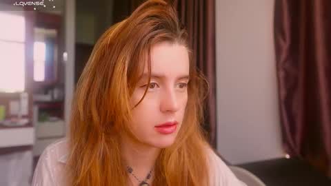 Snapshot of flonodo chatting on 17, 9, 2025 Eliza online show from 17, 9, 2025