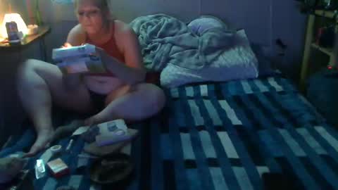 Snapshot of flopikin69 chatting on 28, 12, 2024 Eisha online show from 28, 12, 2024