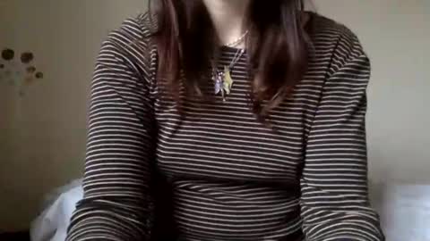 Snapshot of floraexploration chatting on 7, 11, 2025 floraexploration online show from 7, 11, 2025