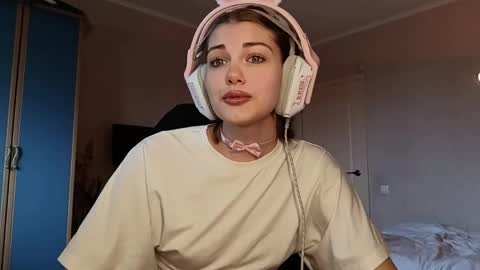 Flora online show from 26, 4, 2026