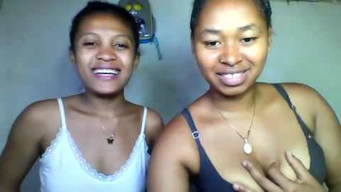 florencia011 online show from 19, 10, 2025