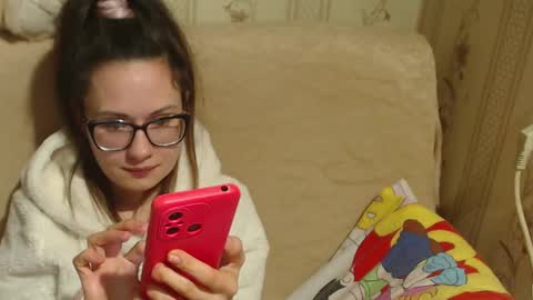 say meow and send tip  online show from 3, 3, 2025