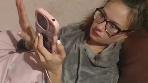 say meow and send tip  online show from 5, 11, 2025