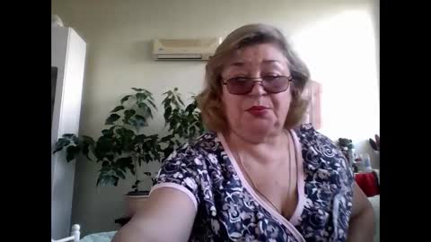 Flowerlower online show from 9, 3, 2025