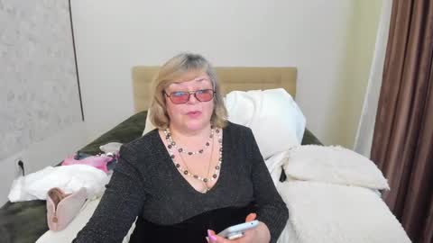 Flowerlower online show from 11, 3, 2025