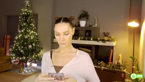 Snapshot of flowerr_powerr chatting on 21, 12, 2024 Katrin online show from 21, 12, 2024