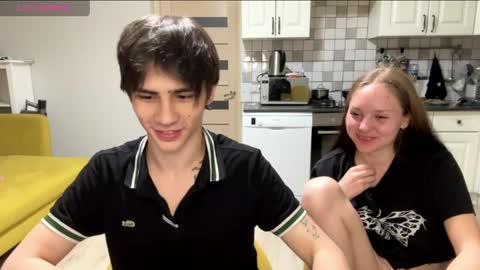 flowerscouple online show from 29, 4, 2026