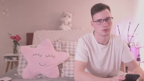 Fluffy and Krut online show from 29, 1, 2025