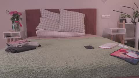 Fluffy and Krut online show from 24, 2, 2025