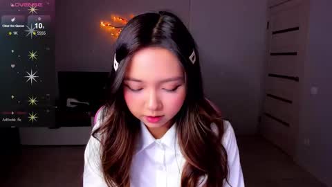 Snapshot of fluffy_rose chatting on 8, 10, 2025 Rose online show from 8, 10, 2025