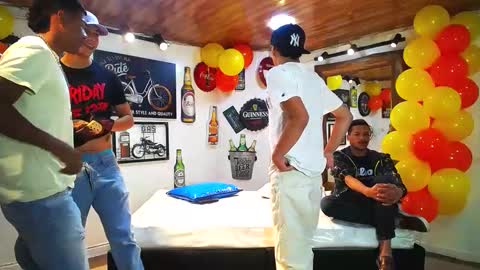 flyckers online show from 20, 1, 2025