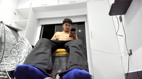 Snapshot of foot_master777 chatting on 24, 9, 2025 foot_master777 online show from 24, 9, 2025