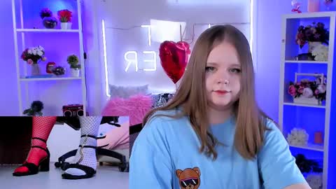 Molly online show from 23, 2, 2025